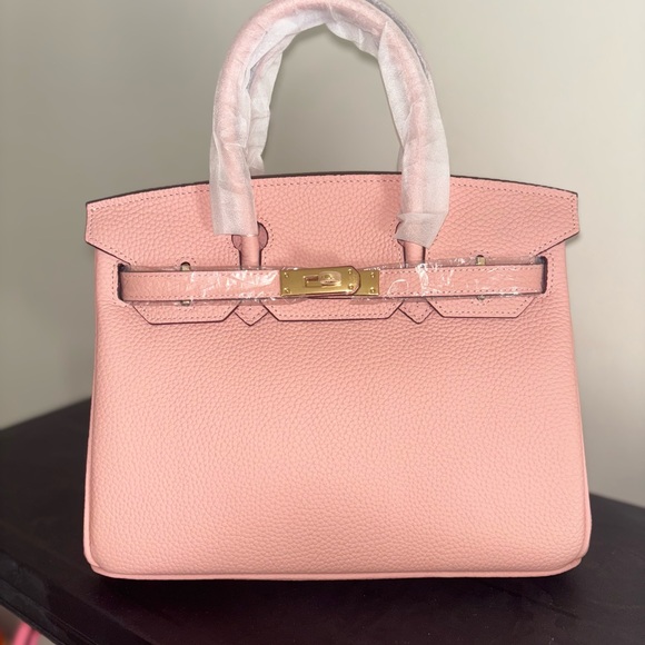 wirkin Handbags - Structured Pink Wirkin Satchel Handbag with Gold-Tone Hardware